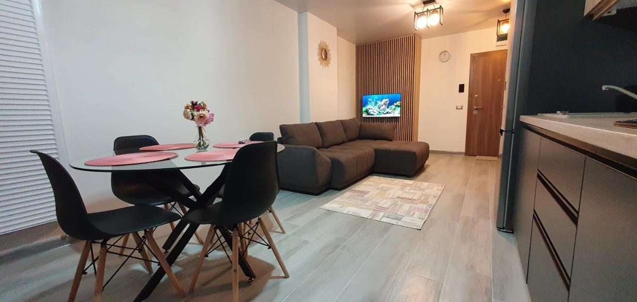 Helin Apartament By Alezzi N10 Navodari Dış mekan fotoğraf